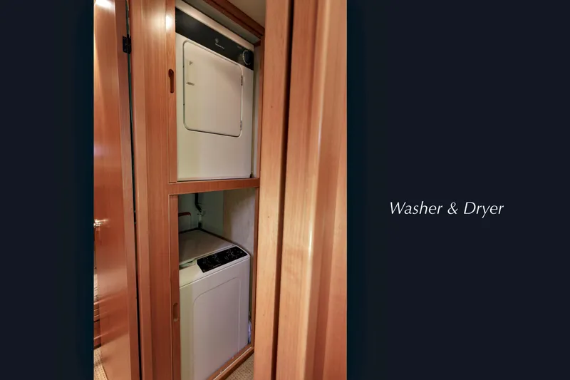 Slide: The Image of 2004 McKinna 57 Pilothouse yacht with built-in washer and dryer unit. - 46