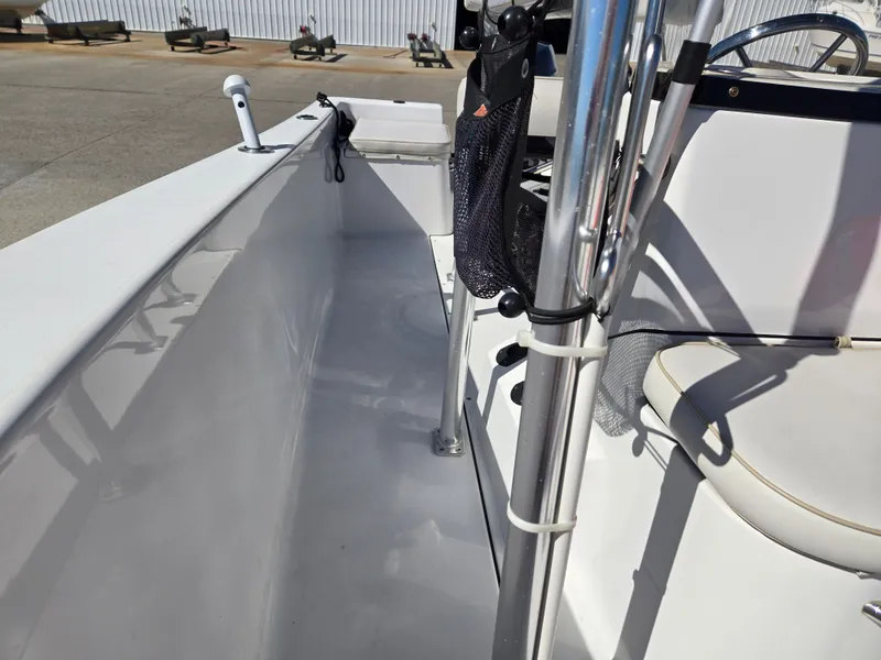 Slide: The Image of Sportsman 19 ISLAND REEF 2016 - 6