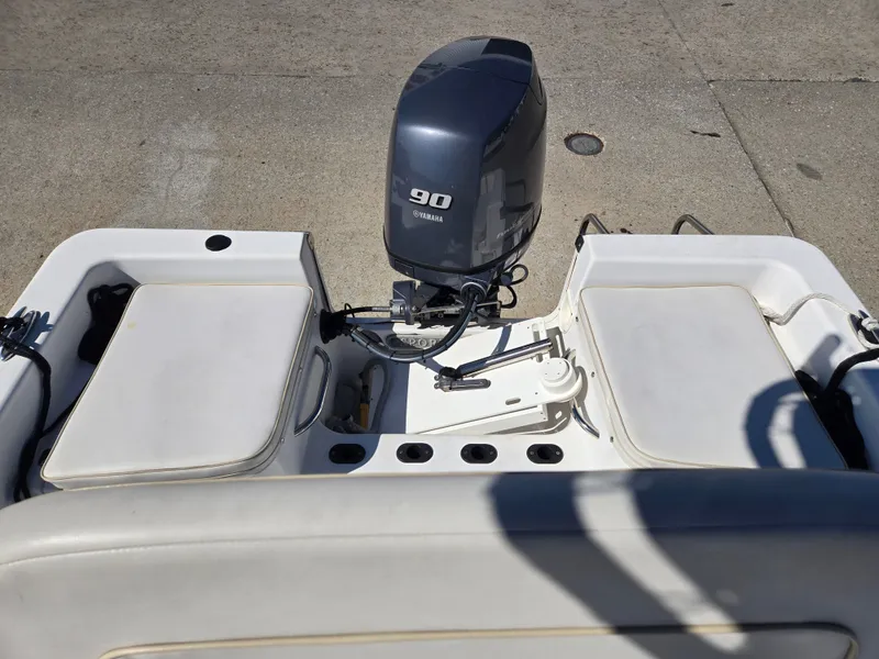 Slide: The Image of Sportsman 19 ISLAND REEF 2016 - 7