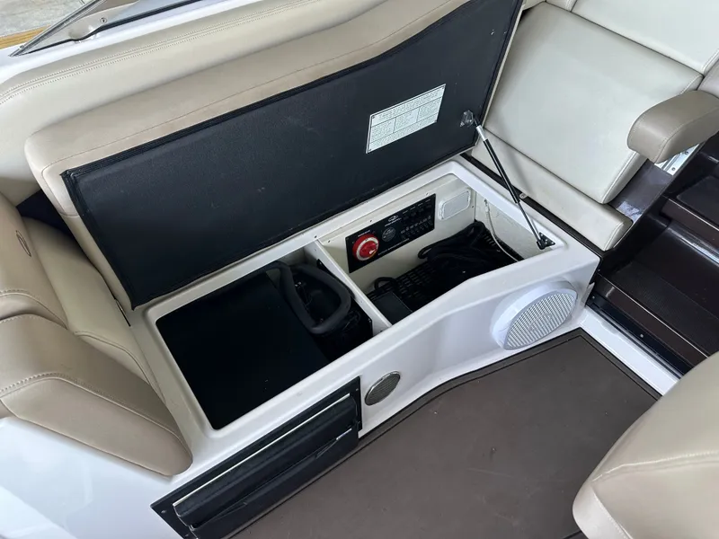 Slide: The Image of Regal 28 Express 2013 - 17