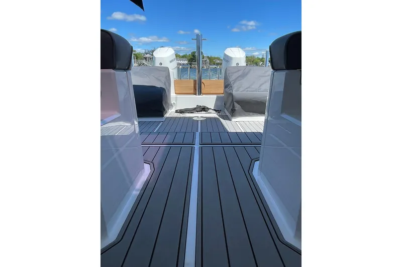 Slide: The Image of US Delivery Photo - May 2025 - 38