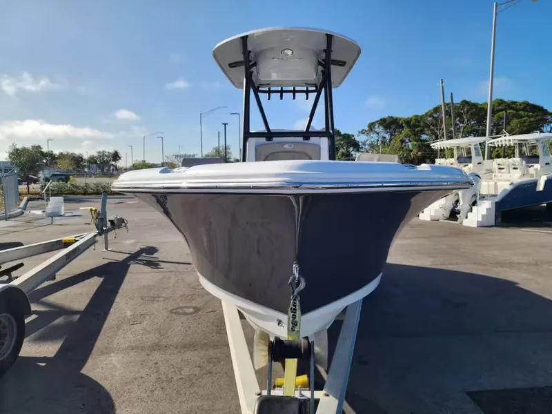 Slide: The Image of Sea Hunt Ultra 234 2026 - 5