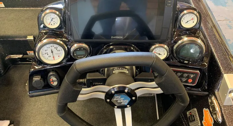 Slide: The Image of Bass Cat Cougar FTD SP 2026 - 3