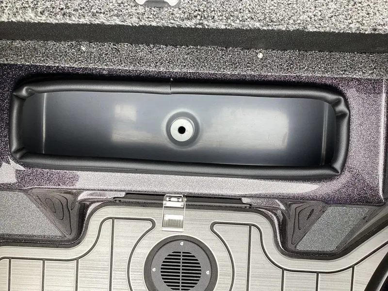 Slide: The Image of Bass Cat Cougar FTD SP 2026 - 44