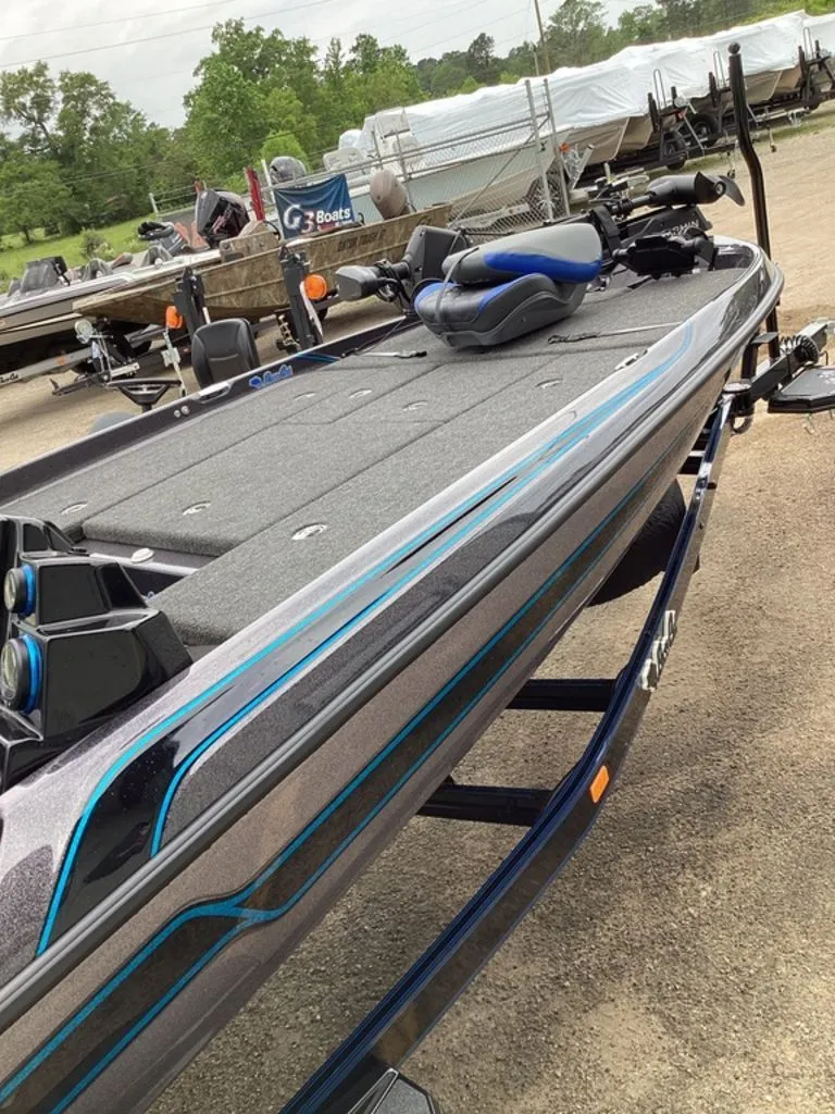 Slide: The Image of Bass Cat Cougar FTD SP 2026 - 73