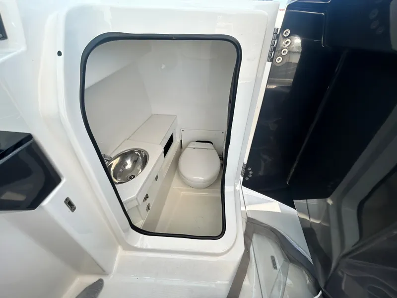 Slide: The Image of Blackfin 272 DC 2019 - 20