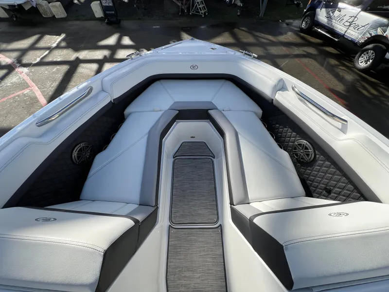 Slide: The Image of Cobalt R4 2023 - 18