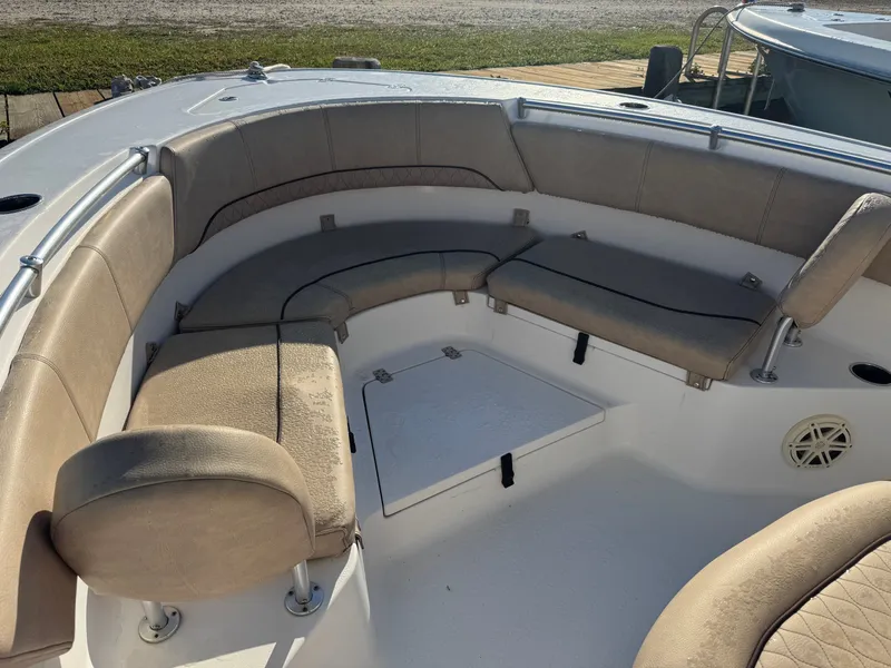 Slide: The Image of Sportsman Heritage 231 Center Console 2020 - 11