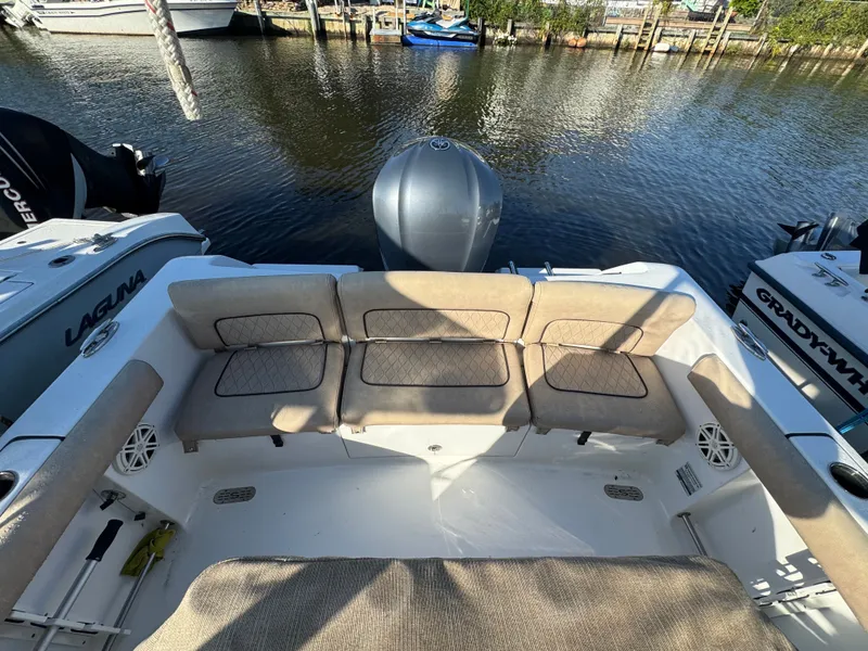 Slide: The Image of Sportsman Heritage 231 Center Console 2020 - 17