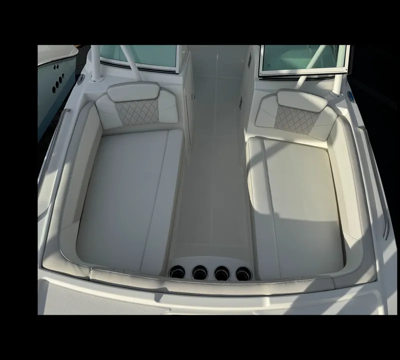 Slide: The Image of World Cat 230 SD 2026 - 9