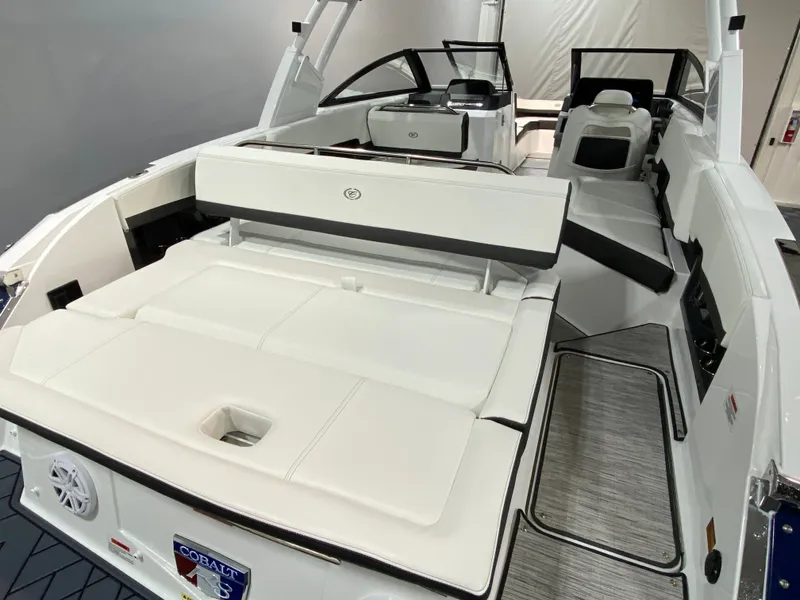 Slide: The Image of Cobalt R8 2026 - 6