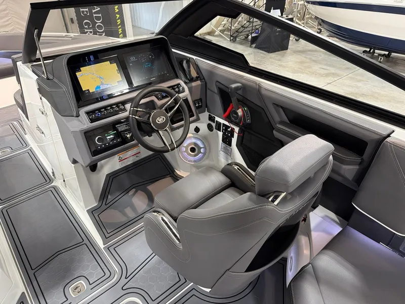 Slide: The Image of Cobalt R8 Surf 2026 - 20