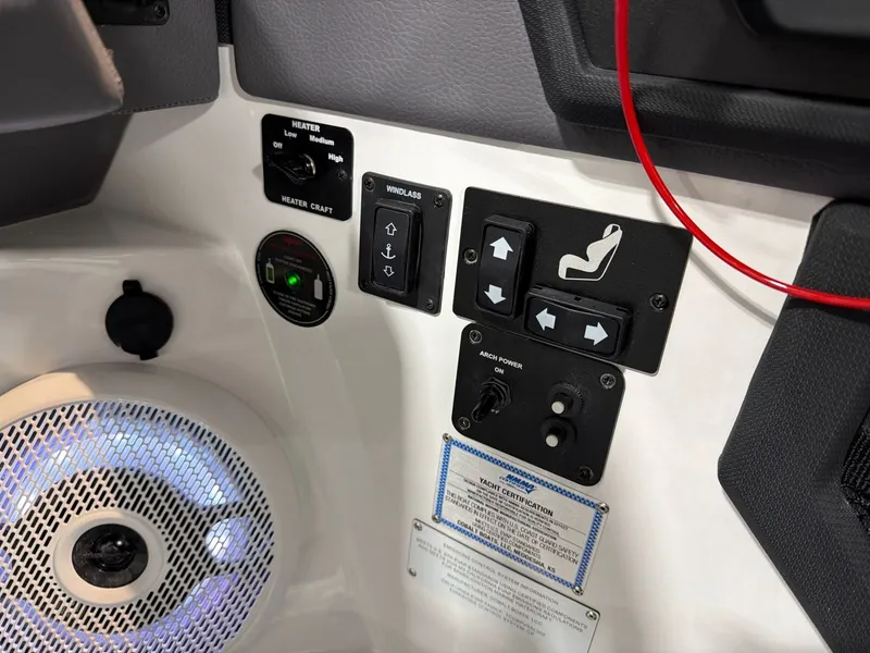 Slide: The Image of Cobalt R8 Surf 2026 - 26