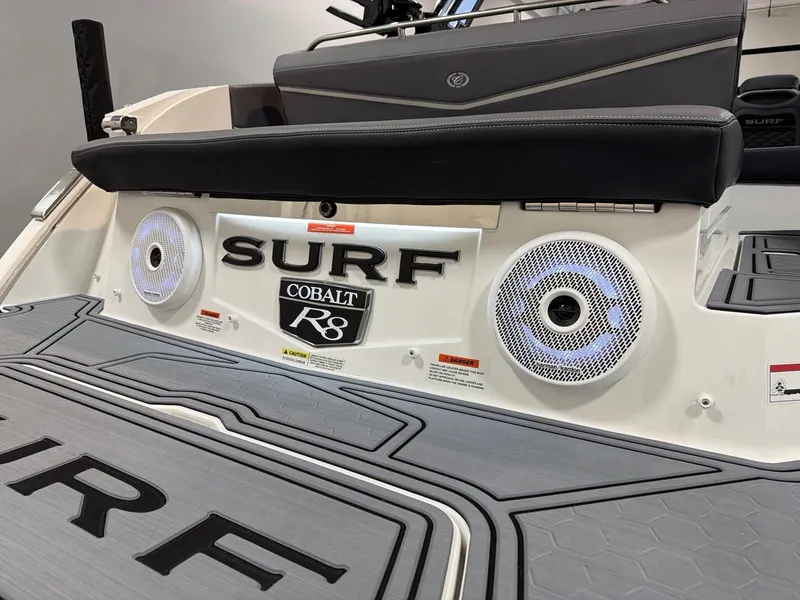 Slide: The Image of Cobalt R8 Surf 2026 - 6