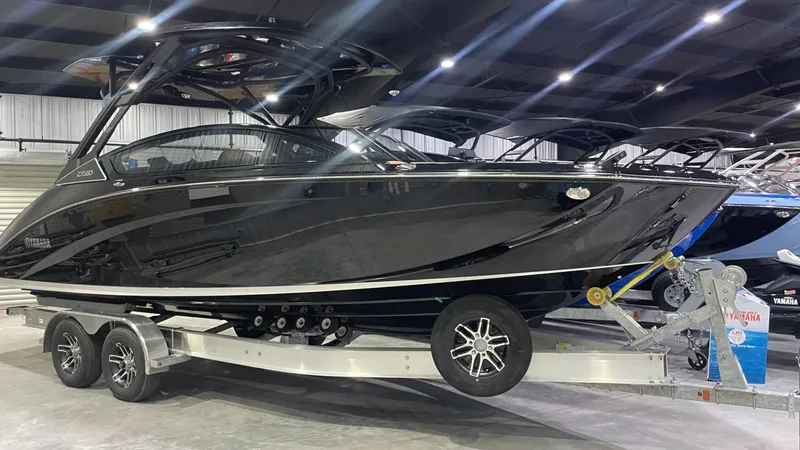 The Image of Yamaha 275SD 2026 - 1