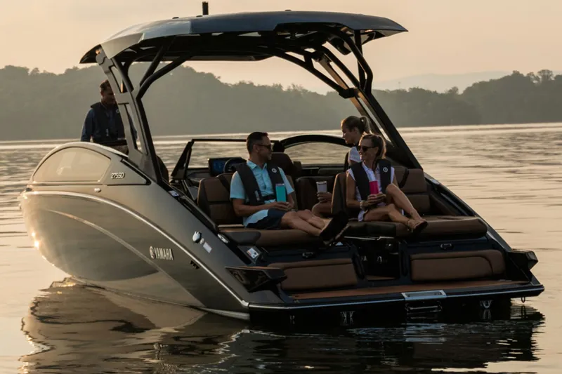 Slide: The Image of Yamaha 275SD 2026 - 21