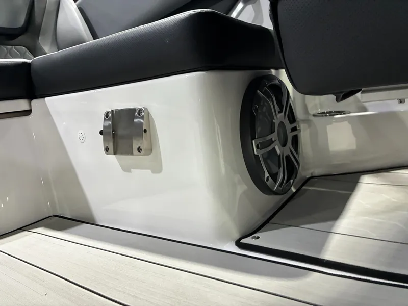 Slide: The Image of Yamaha 222XD 2026 - 13