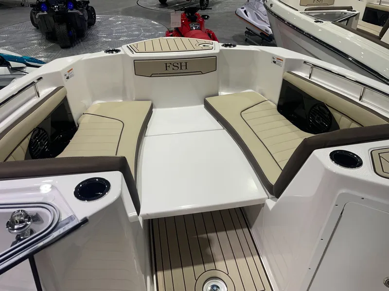 Slide: The Image of Yamaha 252 FSH Sport 2026 - 7