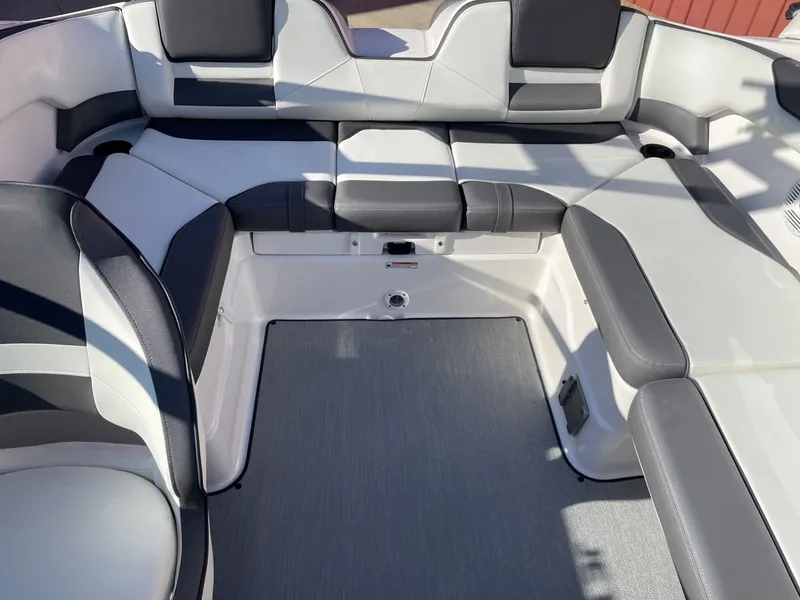 Slide: The Image of Yamaha AR210 2022 - 11