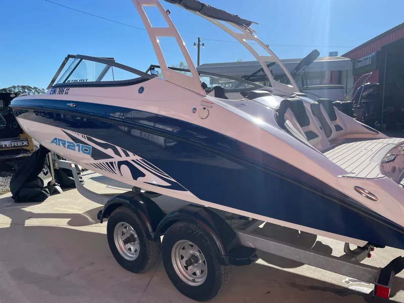 Slide: The Image of Yamaha AR210 2022 - 3