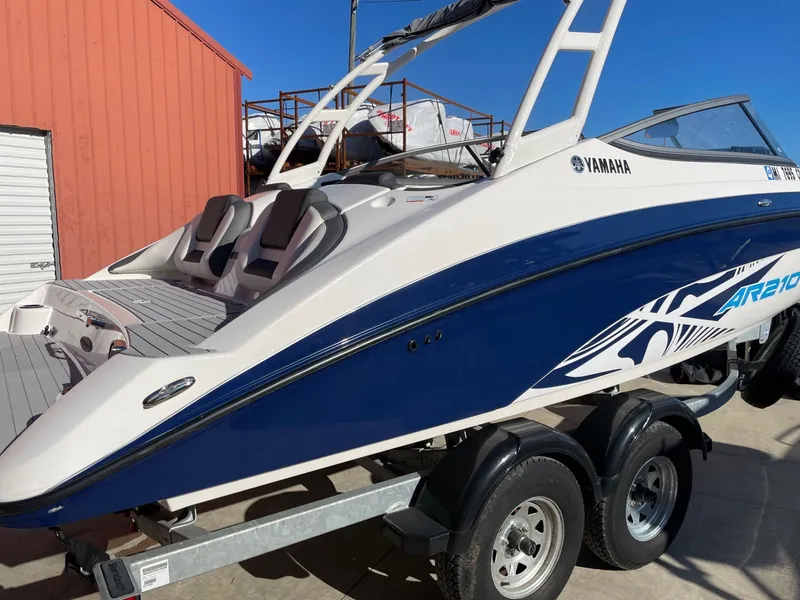 Slide: The Image of Yamaha AR210 2022 - 5