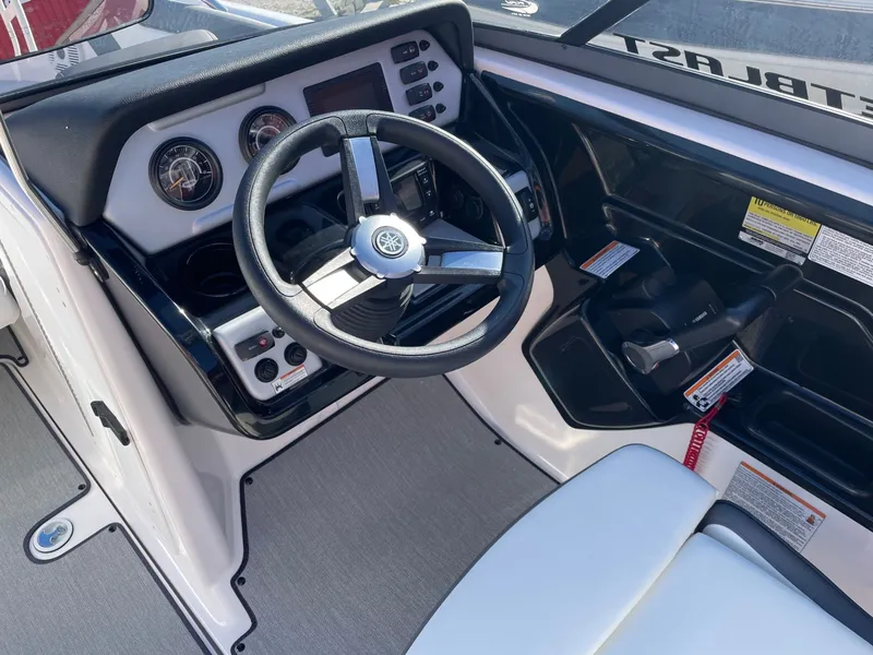 Slide: The Image of Yamaha AR210 2022 - 9