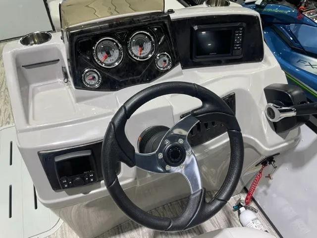 Slide: The Image of SunCatcher Select 322 RC 2024 - 6