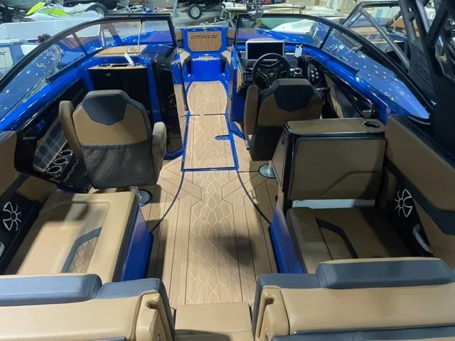 Slide: The Image of Yamaha 255XD 2024 - 6