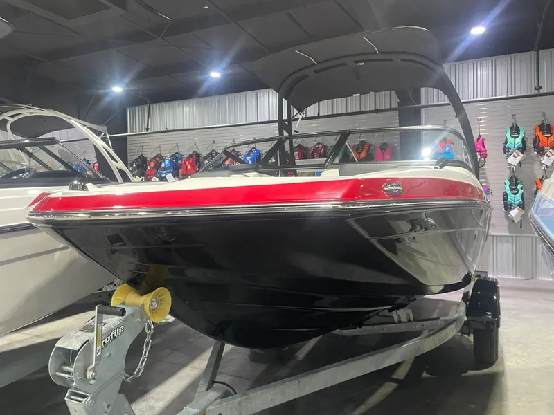 The Image of Yamaha AR195 2025 - 1