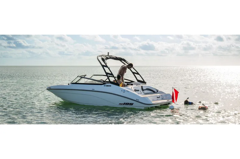 Slide: The Image of Yamaha AR195 2025 - 22