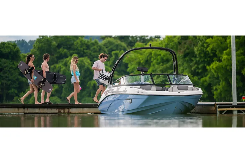 Slide: The Image of Yamaha AR190 2025 - 18