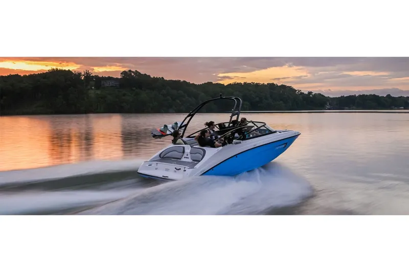 Slide: The Image of Yamaha AR190 2025 - 22