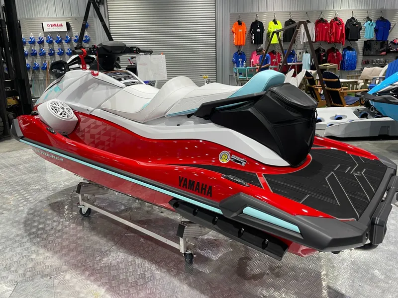 Slide: The Image of Yamaha VX Limited 2025 - 4