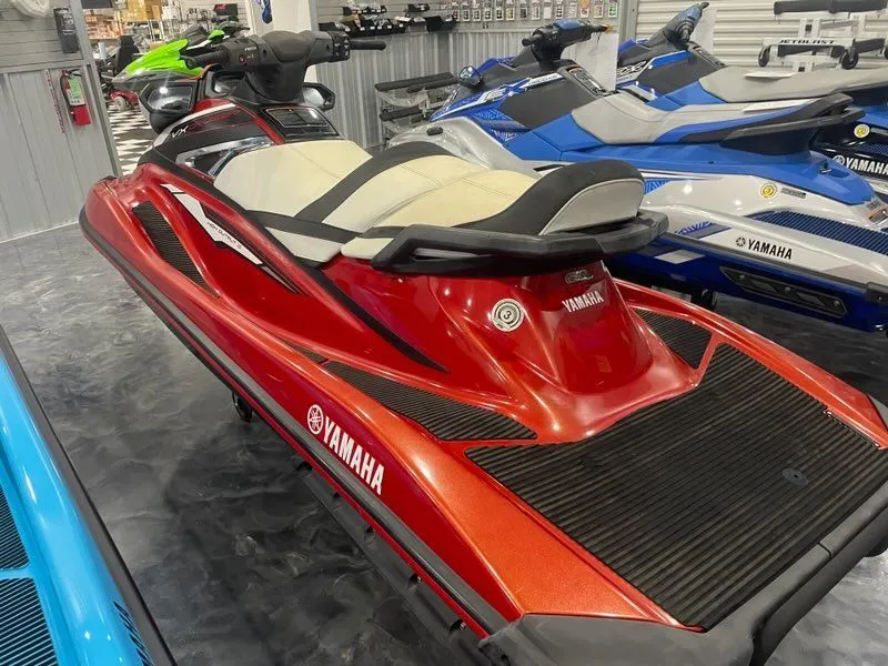 Slide: The Image of Yamaha VX Cruiser 2017 - 5