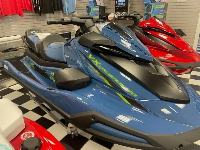 Slide: The Image of Yamaha VX Cruiser HO with Audio 2025 - 6