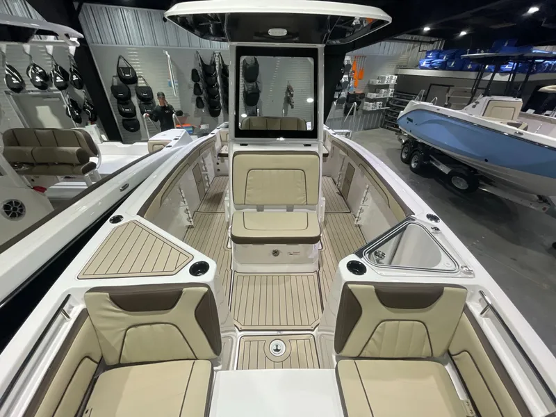 Slide: The Image of Yamaha 252 FSH Sport 2025 - 11