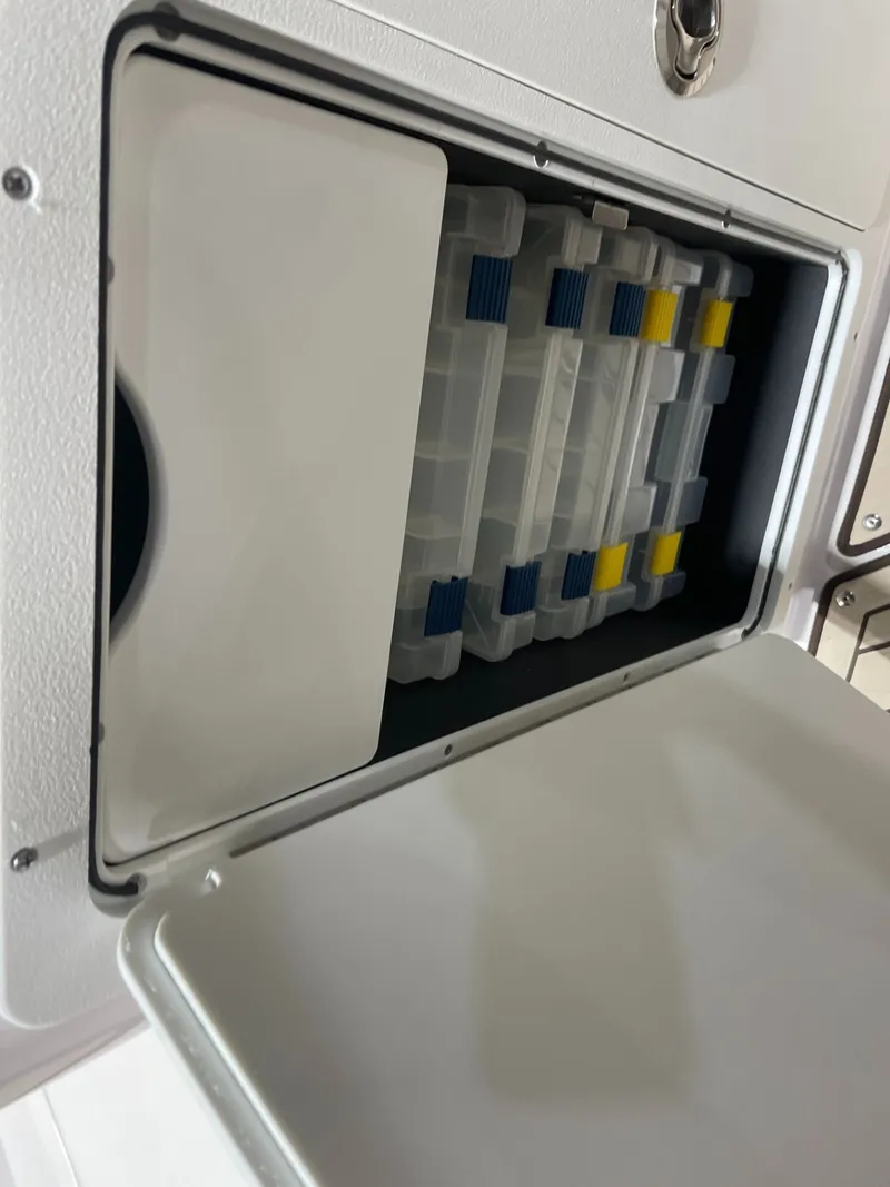 Slide: The Image of Yamaha 252 FSH Sport 2025 - 13