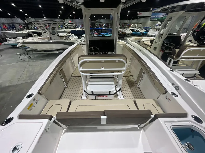 Slide: The Image of Yamaha 252 FSH Sport 2025 - 6