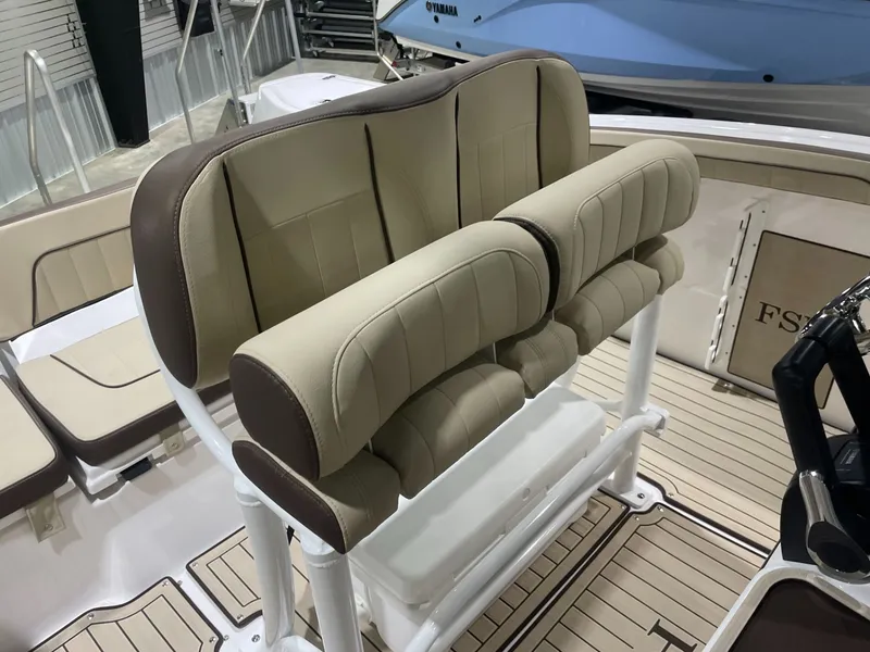 Slide: The Image of Yamaha 252 FSH Sport 2025 - 8