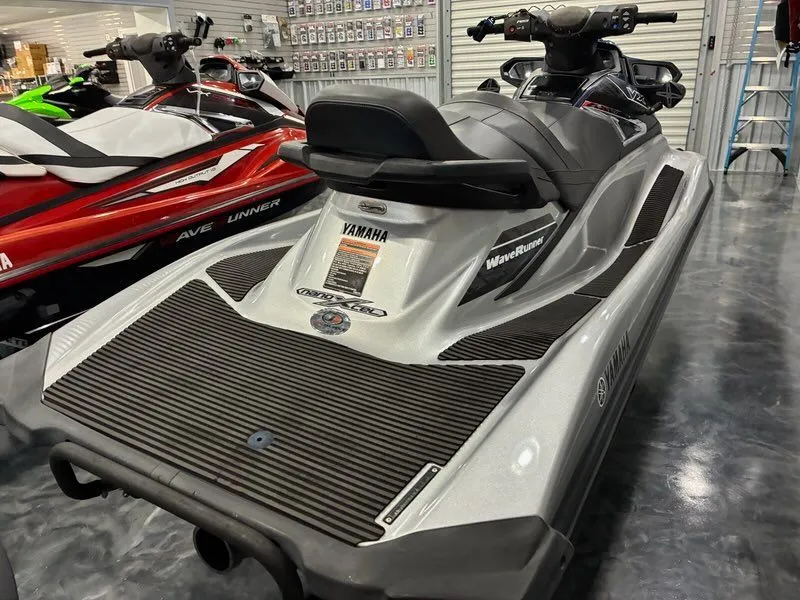 Slide: The Image of Yamaha VX Cruiser 2016 - 5
