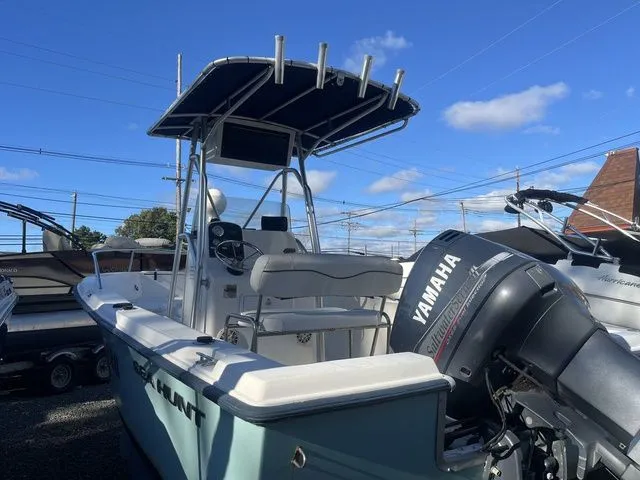 Slide: The Image of Sea Hunt Triton 202 2005 - 3