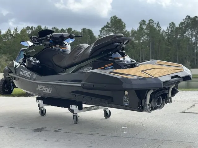 Slide: The Image of Kawasaki ULTRA 160LX 2025 - 5