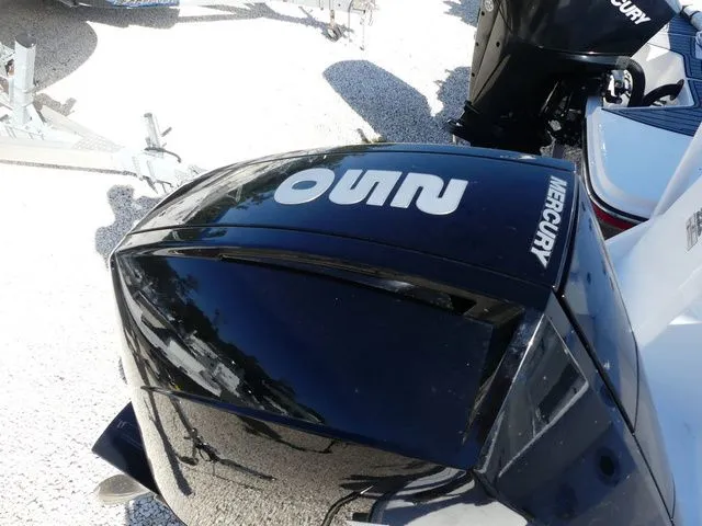 Slide: The Image of Blackfin 222 CC 2023 - 21