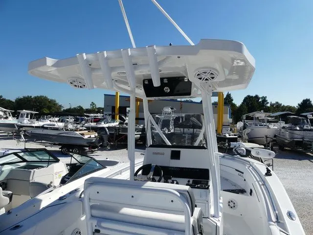 Slide: The Image of Blackfin 222 CC 2023 - 8