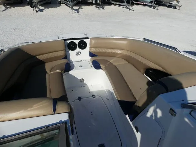 Slide: The Image of Hurricane SunDeck 2410 OB 2020 - 14