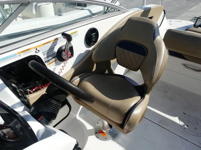 Slide: The Image of Hurricane SunDeck 2410 OB 2020 - 9