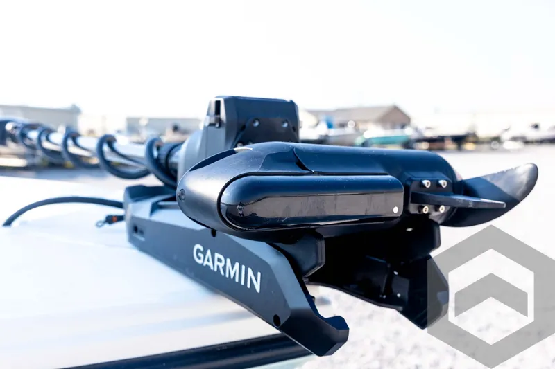 Slide: The Image of Garmin equipment on 2026 Pathfinder 2200 TRS boat, close-up view. - 33
