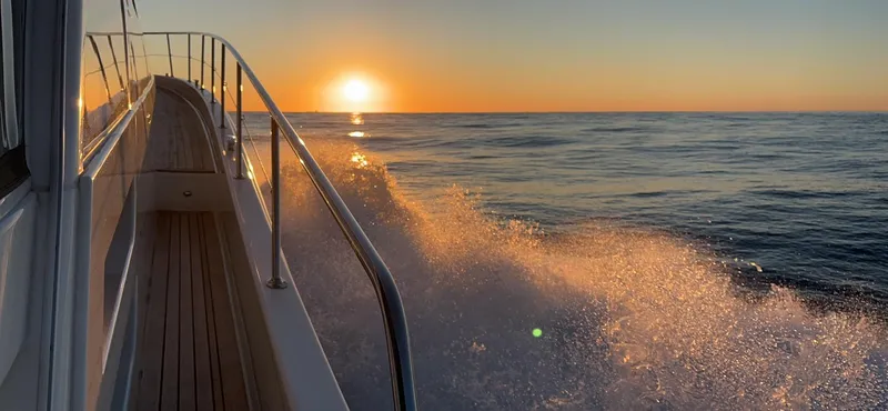 Slide: The Image of Riviera 505 SUV 2022 - 63