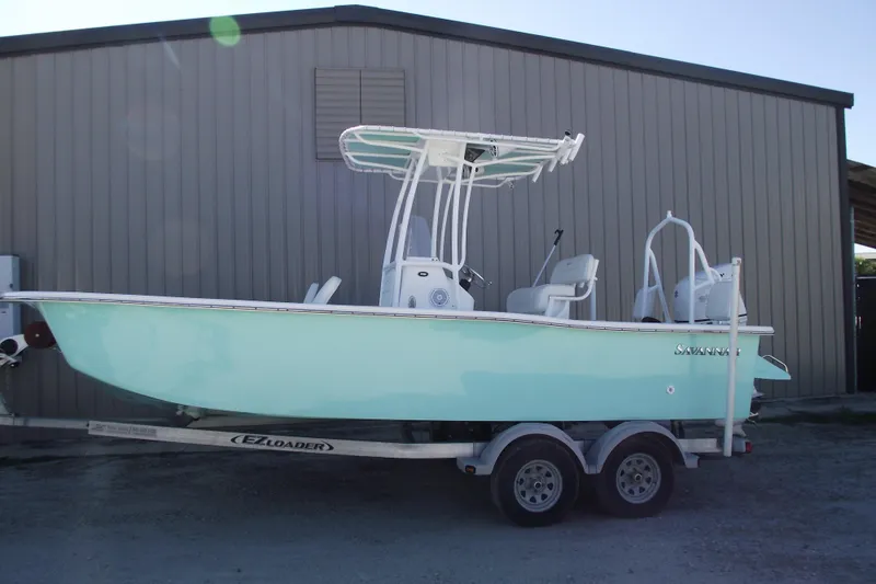 Slide: The Image of 2021 Savannah SS21 boat on trailer - 0