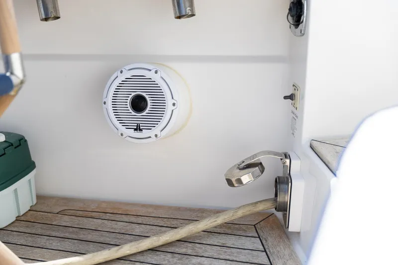 Slide: The Image of Speaker and hose setup on 2009 Sabre 52 Express boat deck. - 16